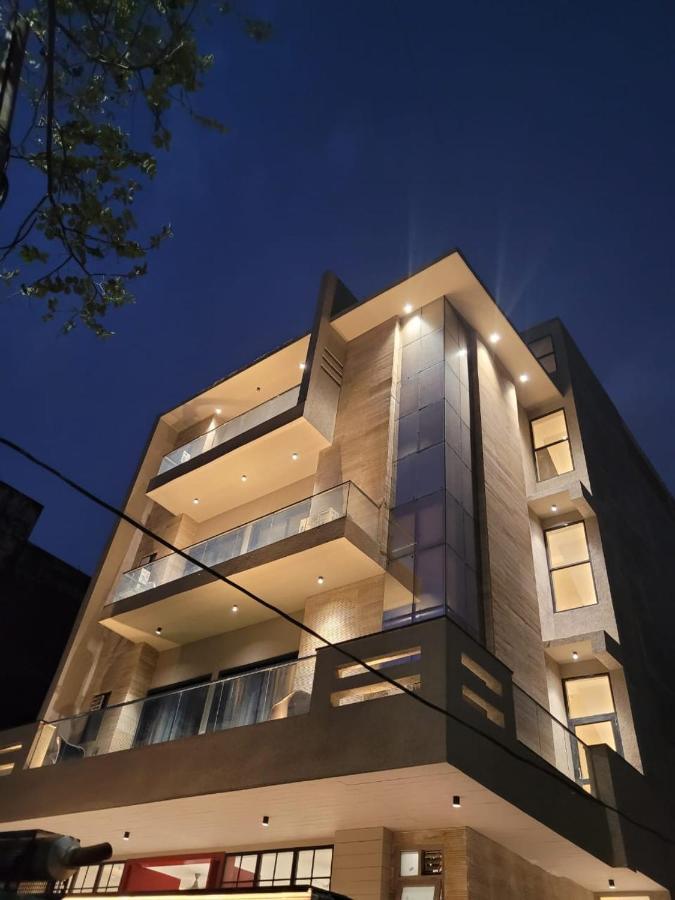 Hotel Global Corporate Noida Exterior foto